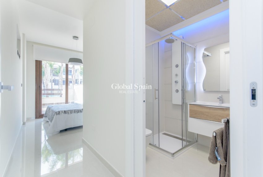 Nowo zbudowane - Apartament -
TORREVIEJA - LOS BALCONES - LOS ALTOS