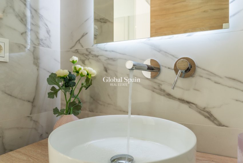 Nowo zbudowane - Apartament -
TORREVIEJA - LOS BALCONES - LOS ALTOS