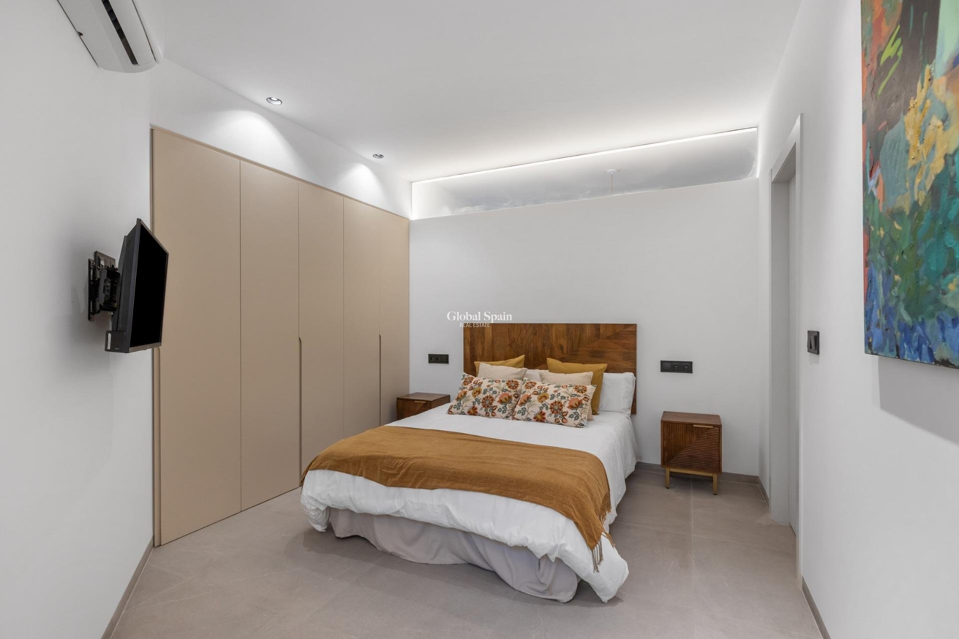 Nowo zbudowane - Apartament -
TORREVIEJA - Playa Los Naufragos
