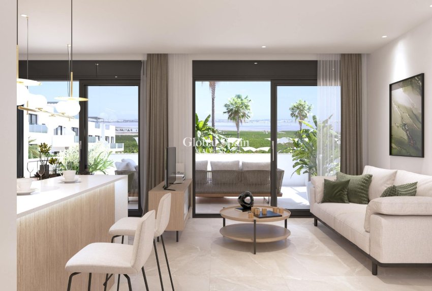 Nowo zbudowane - Apartament -
TORREVIEJA