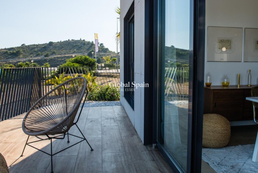 Nowo zbudowane - Apartament -
VILLAJOYOSA - 