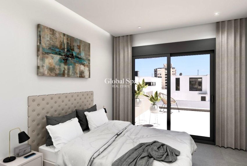 Nowo zbudowane - Bliźniak -
BENIJÓFAR - Pueblo