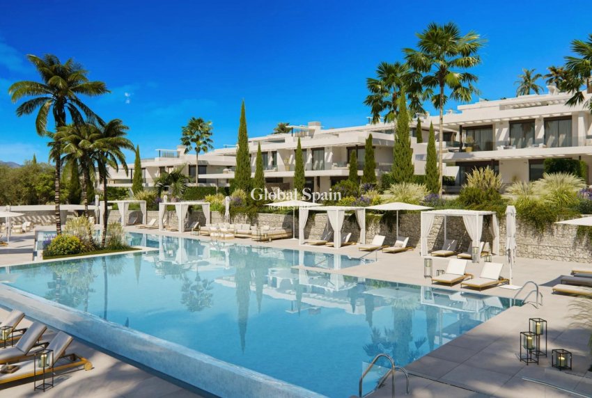 Nowo zbudowane - Bungalow na ostatnim piętrze -
MARBELLA - Santa Clara Golf