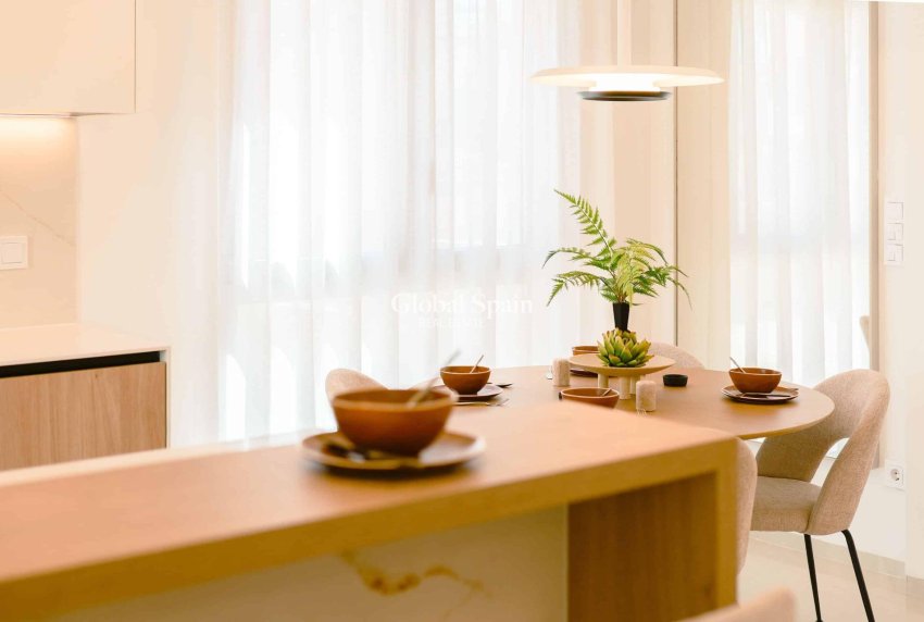 Nowo zbudowane - Bungalow na ostatnim piętrze -
ROJALES - Doña Pepa