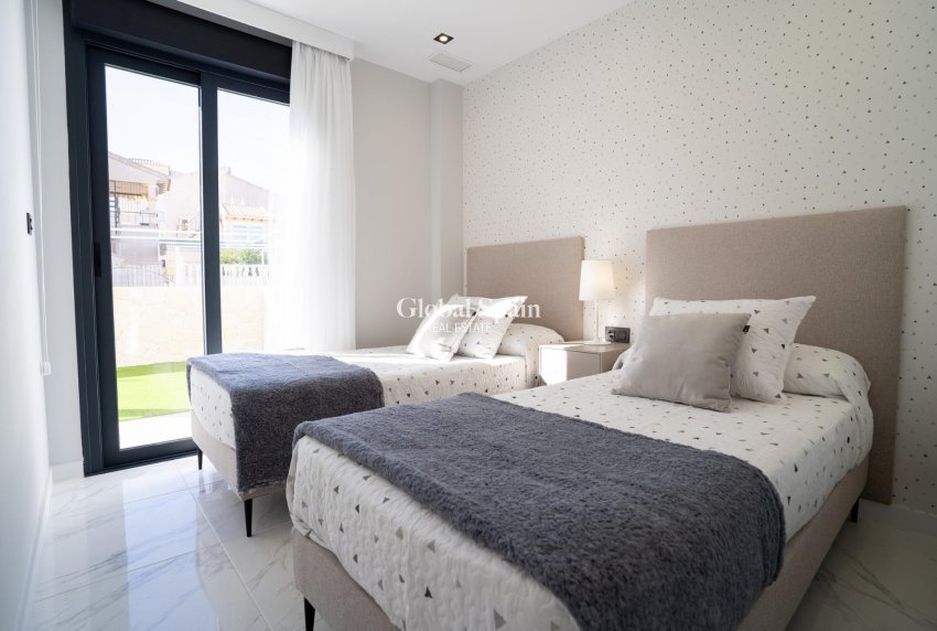 Nowo zbudowane - Bungalow na parterze -
PILAR DE LA HORADADA - 