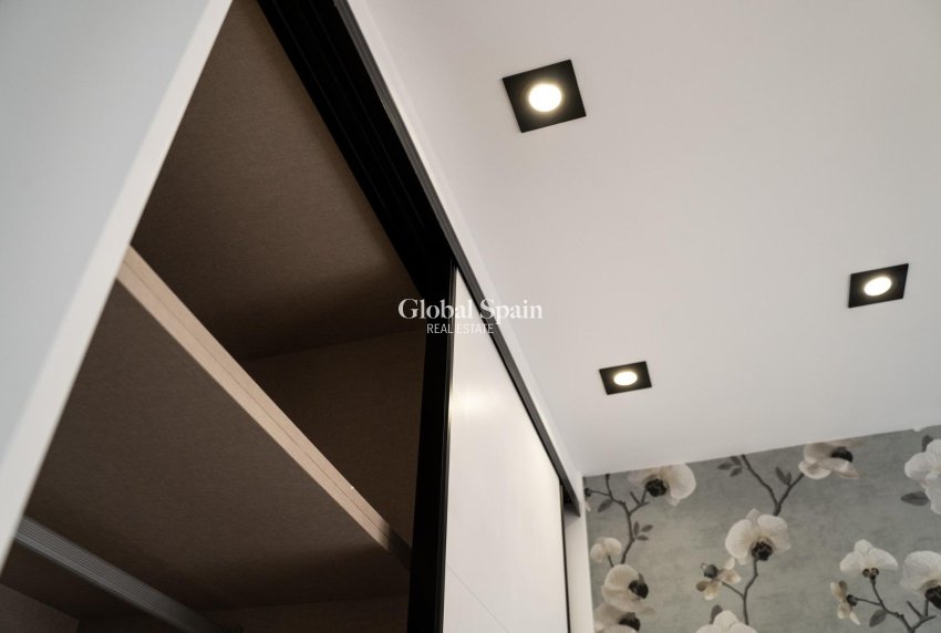 Nowo zbudowane - Bungalow na parterze -
PILAR DE LA HORADADA - 