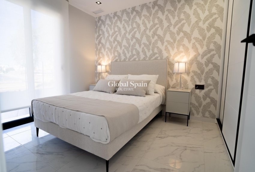 Nowo zbudowane - Bungalow na parterze -
PILAR DE LA HORADADA - 