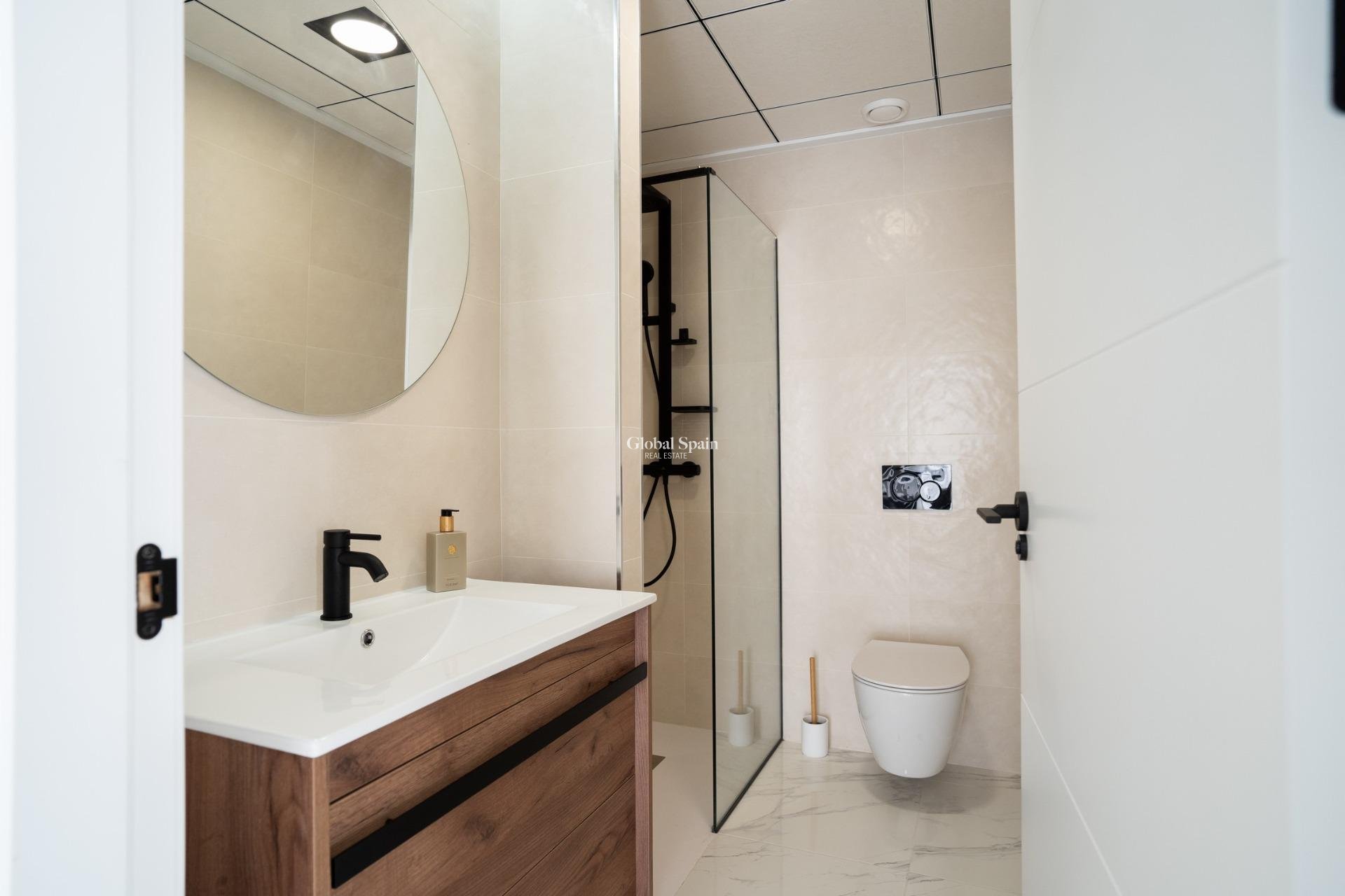 Nowo zbudowane - Bungalow na parterze -
PILAR DE LA HORADADA - 