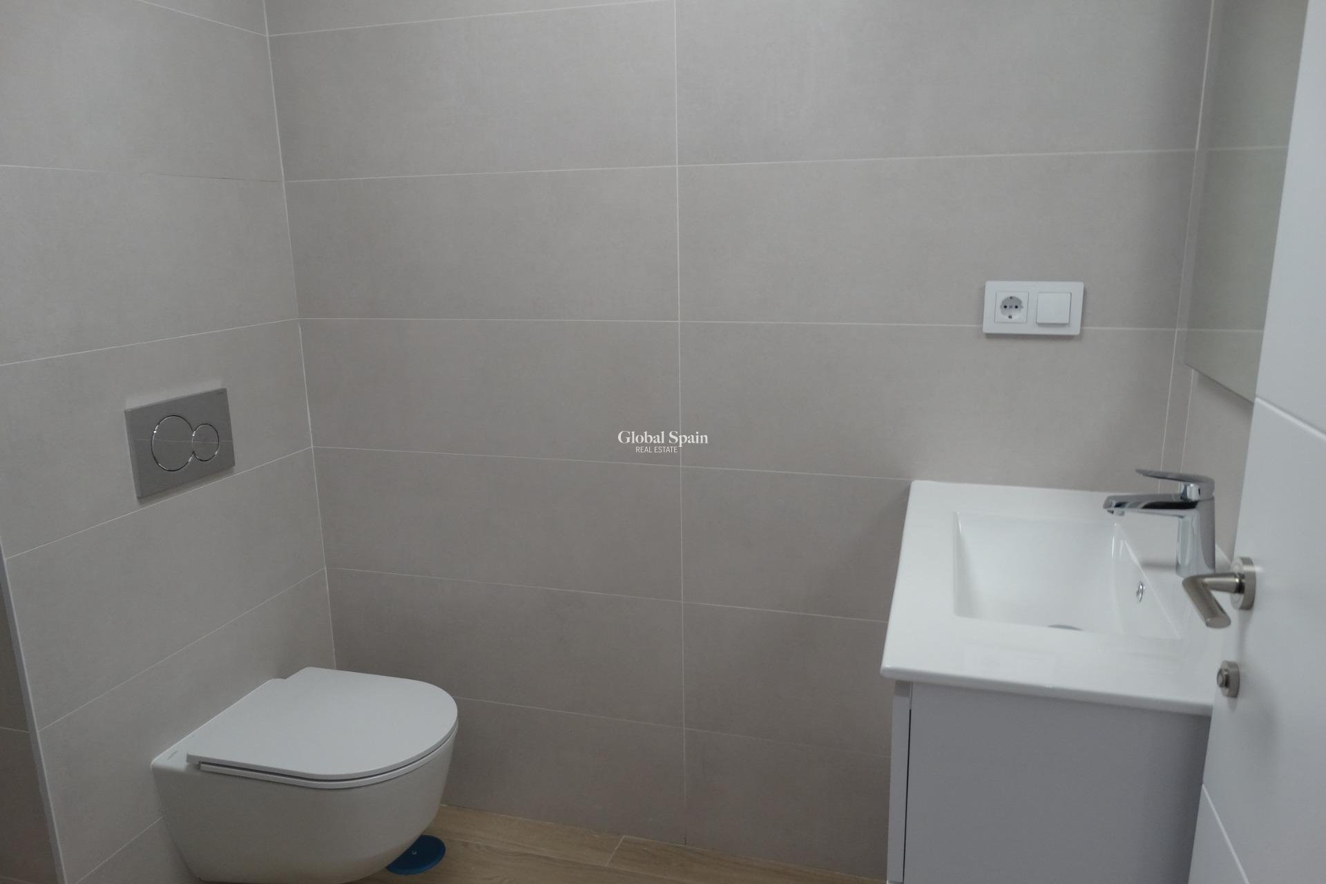 Nowo zbudowane - Bungalow na parterze -
PILAR DE LA HORADADA - 