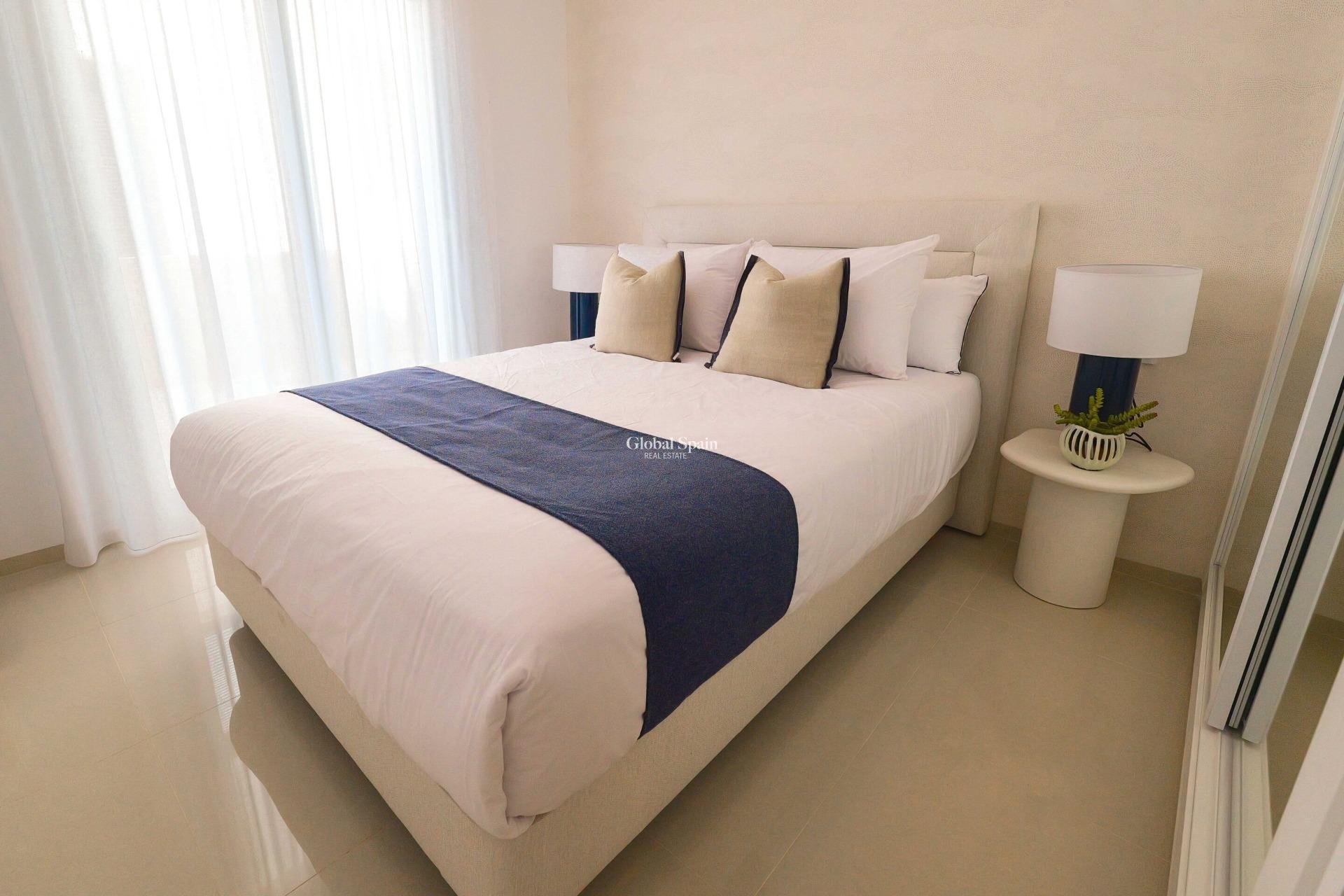 Nowo zbudowane - Bungalow na parterze -
ROJALES - Doña Pepa