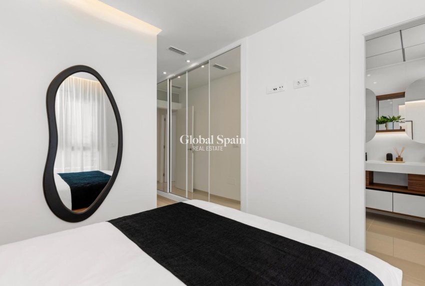 Nowo zbudowane - Bungalow na parterze -
ROJALES - Doña Pepa