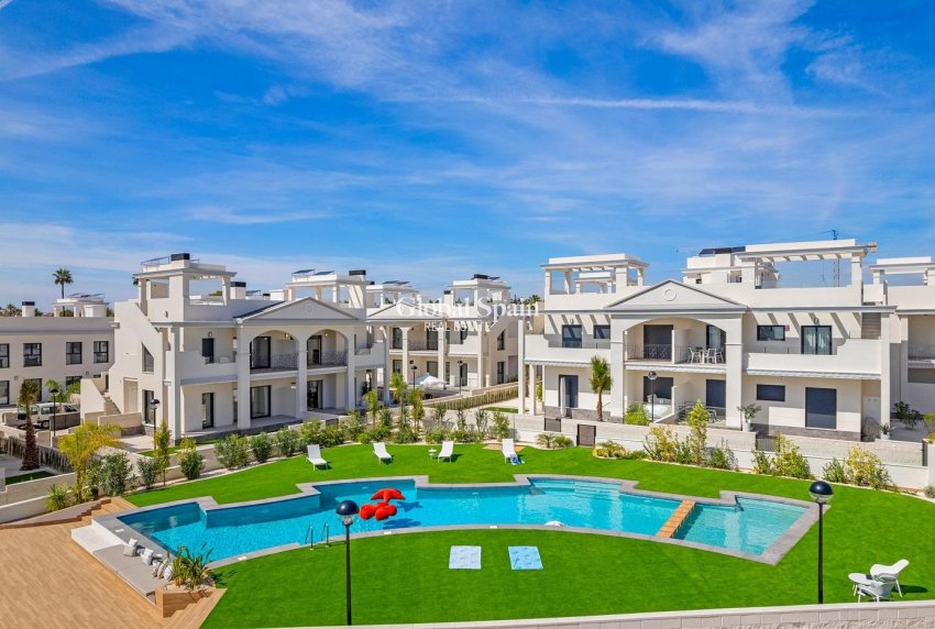 Nowo zbudowane - Bungalow na parterze -
ROJALES - Doña Pepa