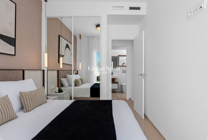 Nowo zbudowane - Bungalow na parterze -
ROJALES - Doña Pepa