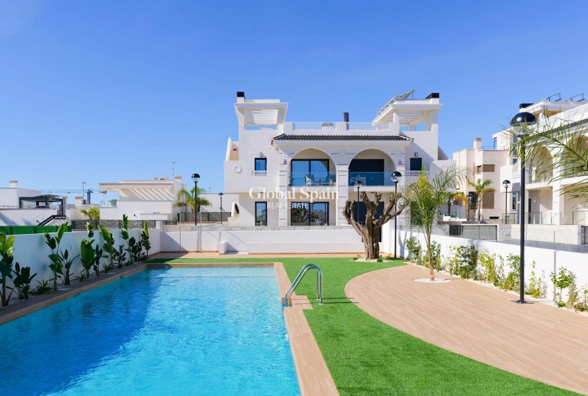 Nowo zbudowane - Bungalow na parterze -
ROJALES - Doña Pepa