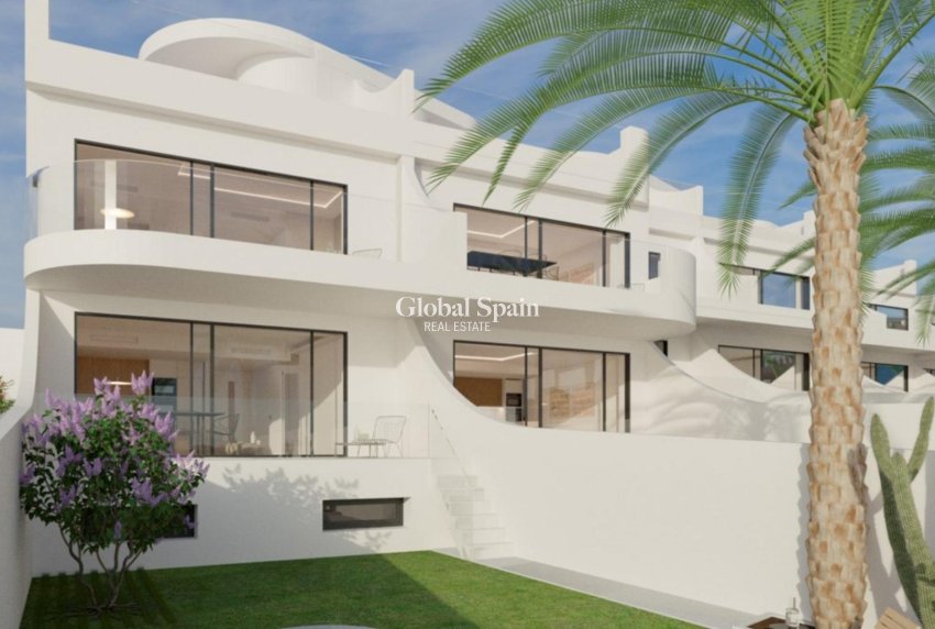 Nowo zbudowane - Bungalow na parterze -
TORREVIEJA - La Mata-La Manguilla