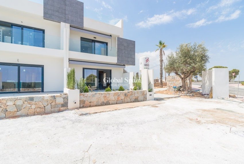 Nowo zbudowane - Bungalow na parterze -
TORREVIEJA - LOS BALCONES - LOS ALTOS