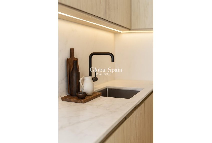 Nowo zbudowane - Daszek -
Fuengirola - 