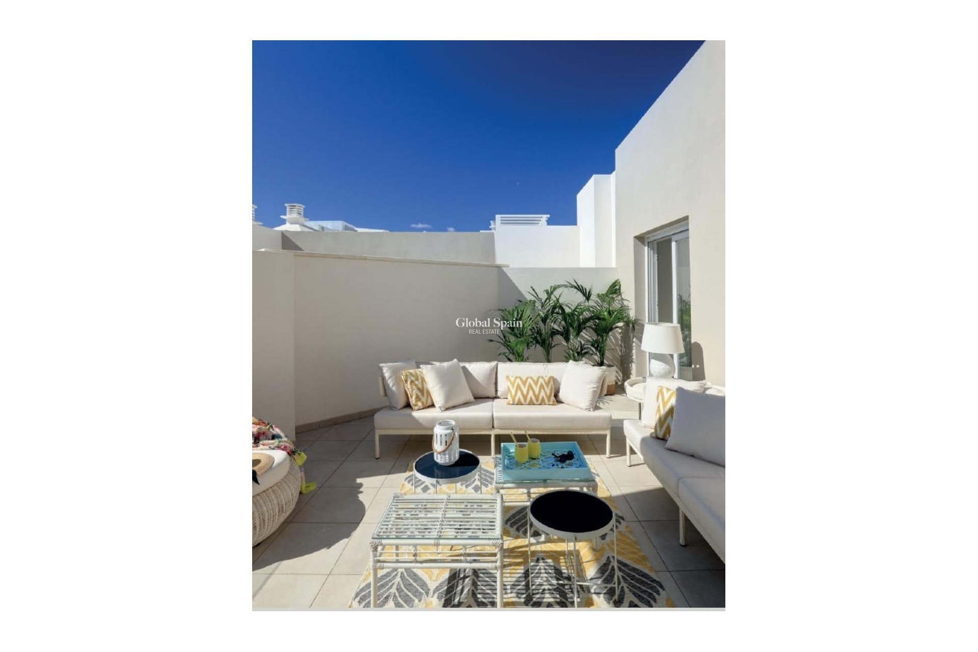 Nowo zbudowane - Daszek -
MARBELLA - 