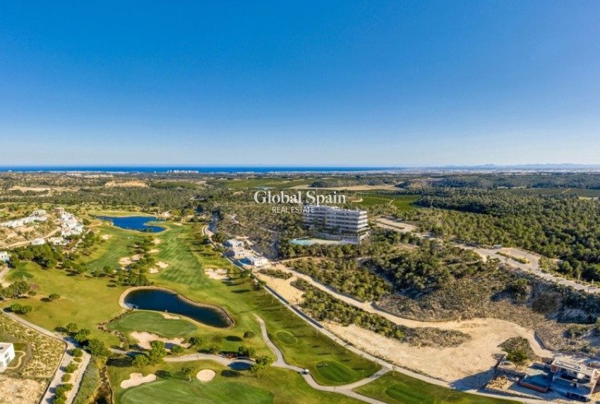 Nowo zbudowane - Daszek -
ORIHUELA - LAS COLINAS GOLF RESORT