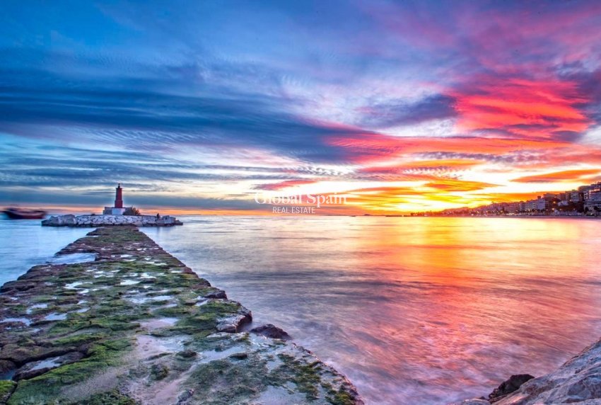 Nowo zbudowane - Daszek -
VILLAJOYOSA - Cala de Finestrat