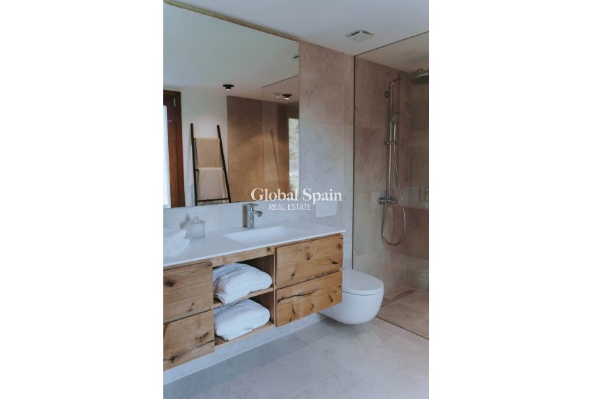 Nowo zbudowane - Dom -
Binisalem - optional location detail