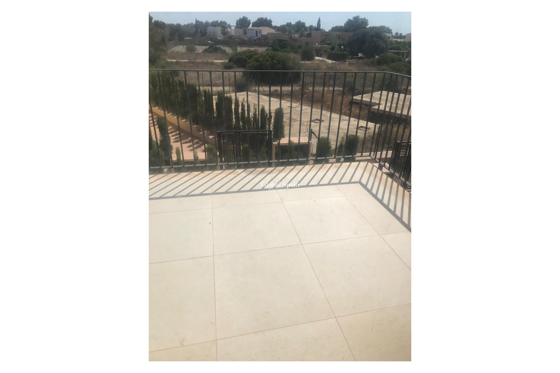 Nowo zbudowane - Dom -
CAMPOS