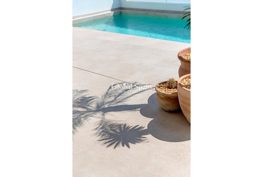 Nowo zbudowane - DOM -
DOLORES