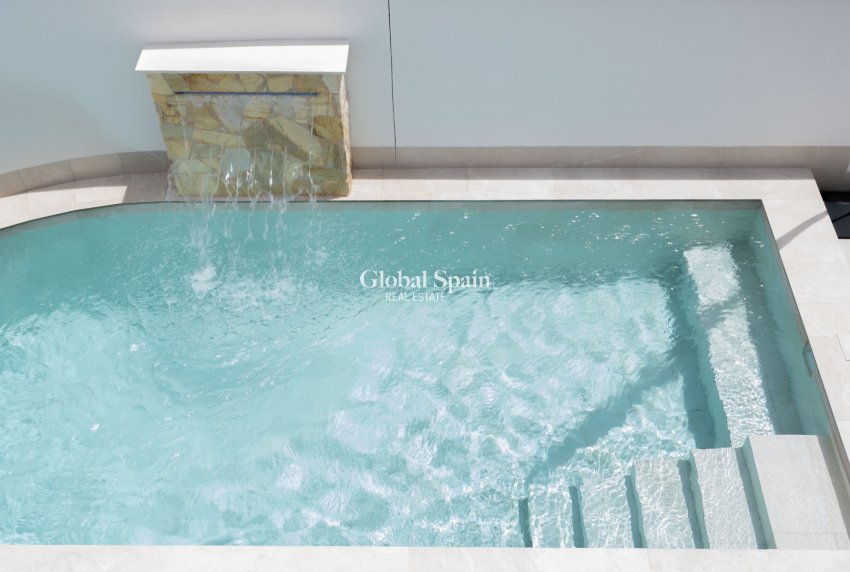 Nowo zbudowane - DOM -
LOS ALCÁZARES