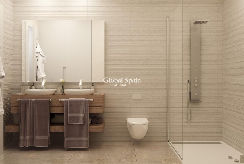 Nowo zbudowane - DOM -
Manilva - Princesa Kristina