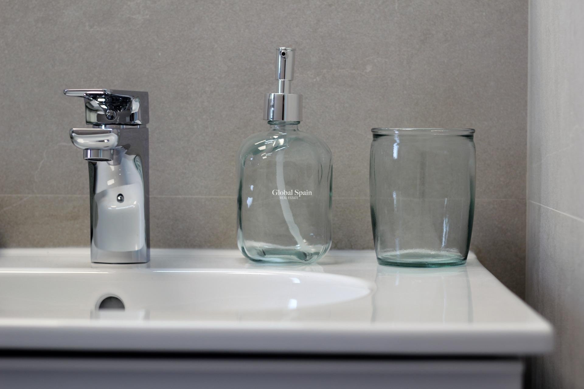 Nowo zbudowane - Dom -
PILAR DE LA HORADADA - parque Andromeda