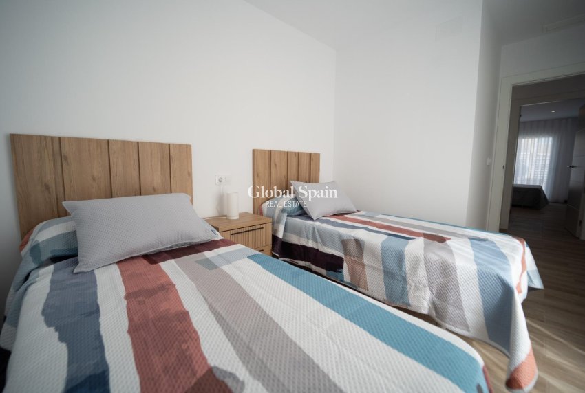 Nowo zbudowane - DOM -
SAN JAVIER - 