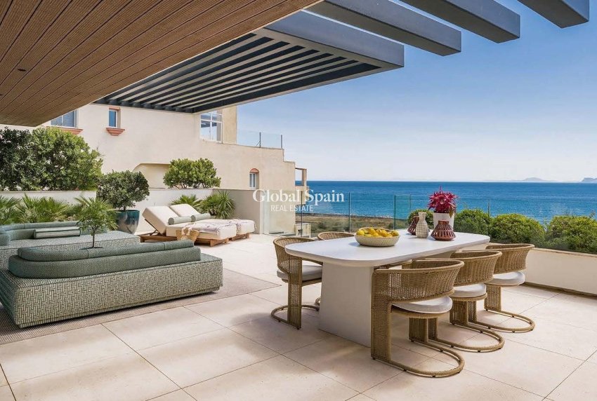 Nowo zbudowane - MIESZKANIE -
ESTEPONA - Playa del Cristo