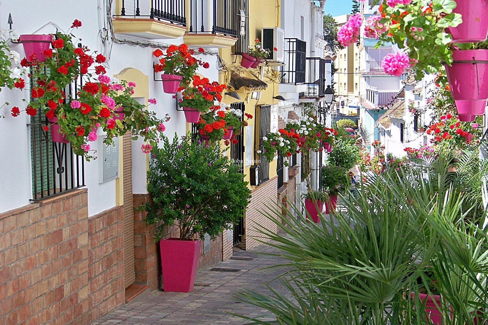Nowo zbudowane - MIESZKANIE -
ESTEPONA - 