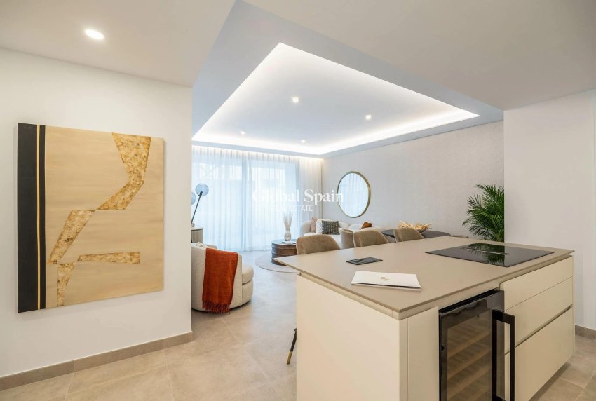Nowo zbudowane - MIESZKANIE -
FUENGIROLA - 