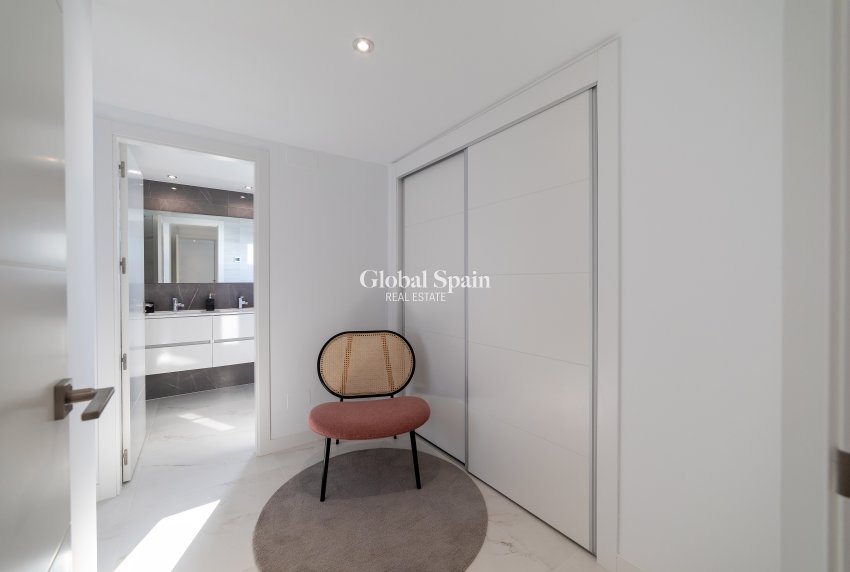 Nowo zbudowane - MIESZKANIE -
ORIHUELA COSTA - Punta Prima