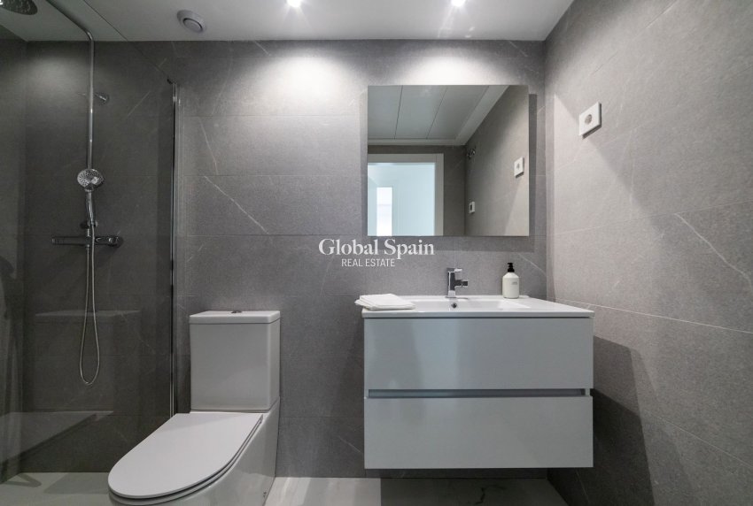 Nowo zbudowane - MIESZKANIE -
ORIHUELA COSTA - Punta Prima