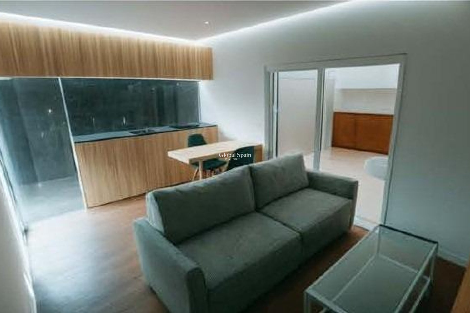 Nowo zbudowane - MIESZKANIE -
TORREVIEJA - Center