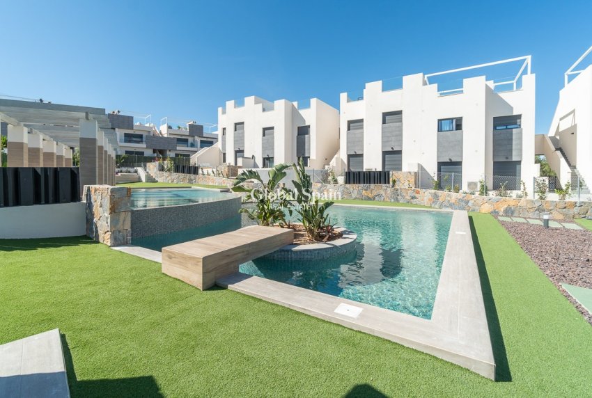 Nowo zbudowane - MIESZKANIE -
TORREVIEJA - LOS BALCONES - LOS ALTOS