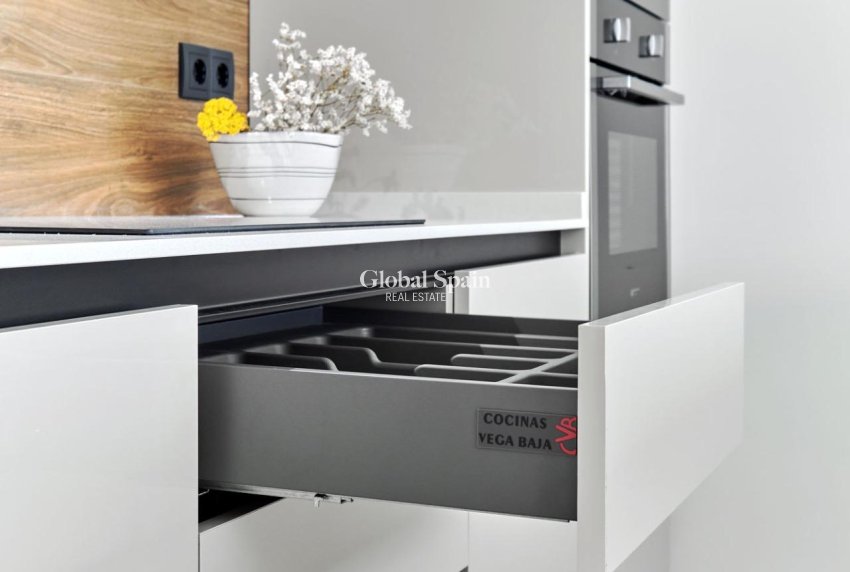 Nowo zbudowane - MIESZKANIE -
TORREVIEJA - Villa Amalia