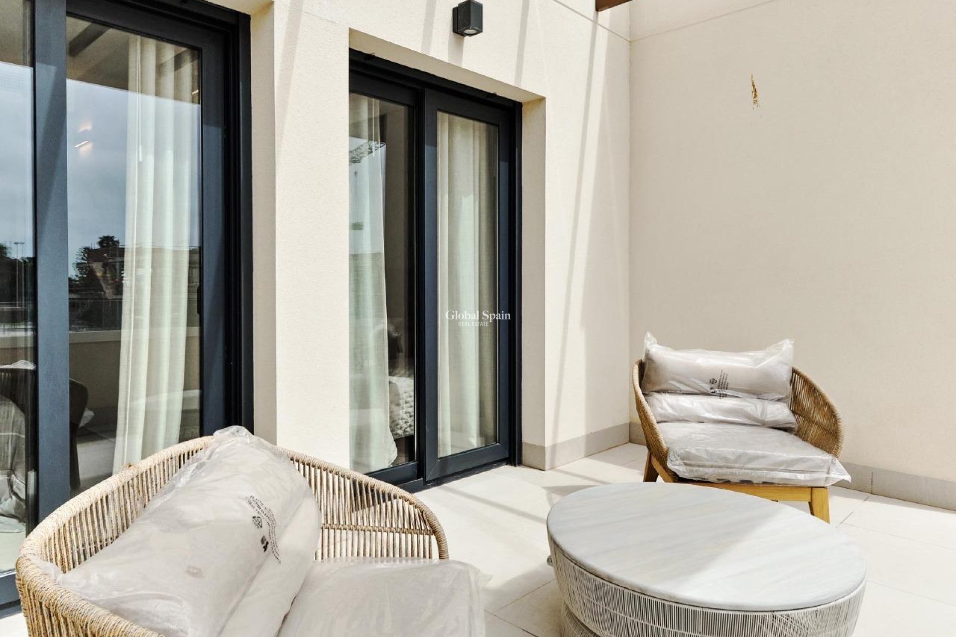 Nowo zbudowane - MIESZKANIE -
TORREVIEJA - Villa Amalia