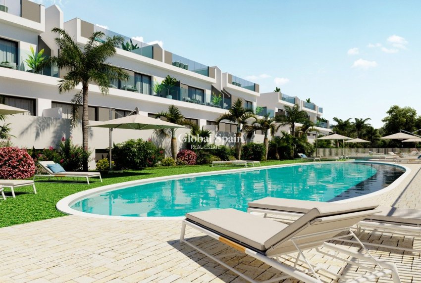 Nowo zbudowane - MIESZKANIE -
TORREVIEJA - 