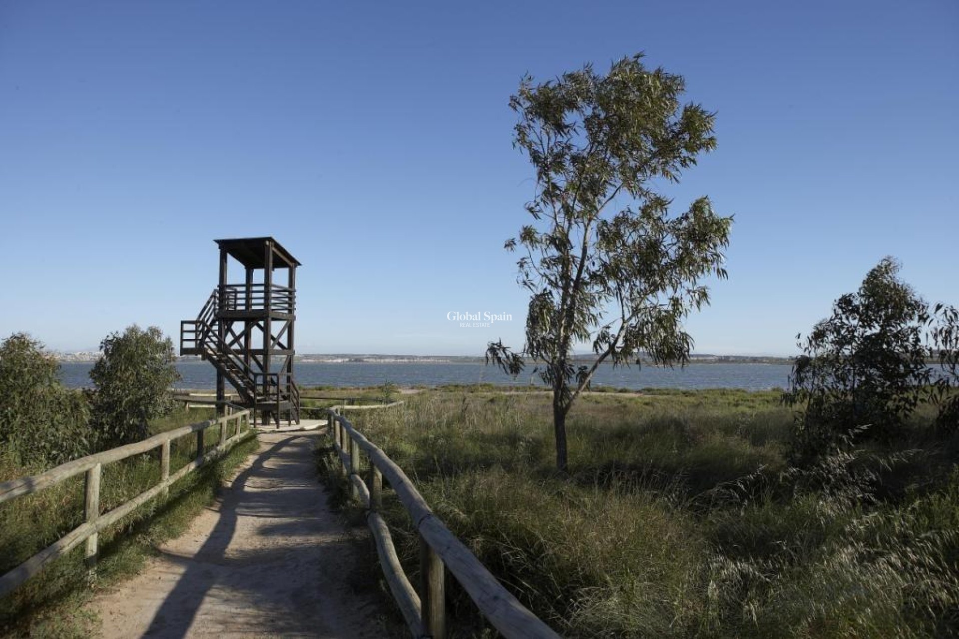 Nowo zbudowane - MIESZKANIE -
TORREVIEJA - 