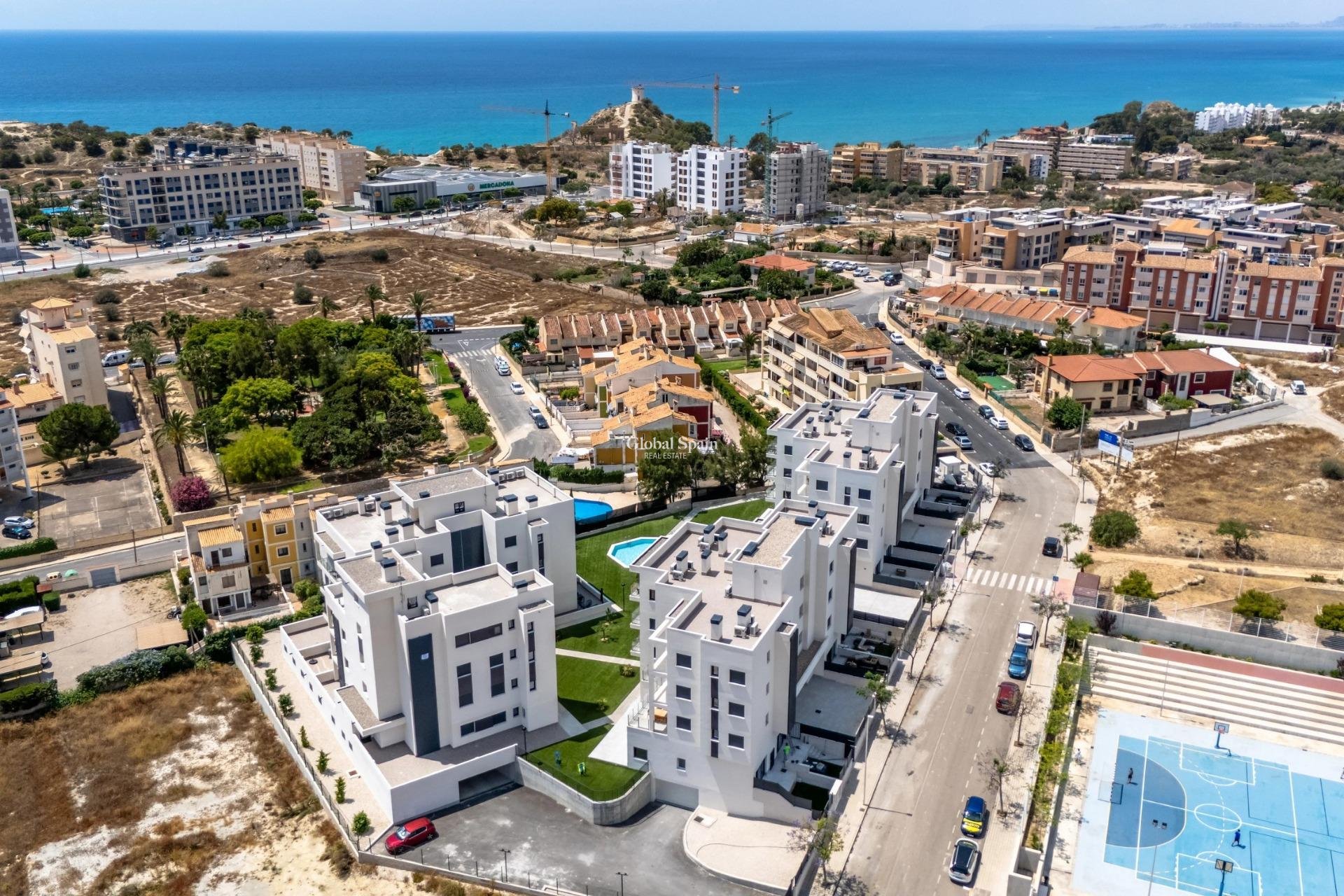 Nowo zbudowane - MIESZKANIE -
VILLAJOYOSA - 
