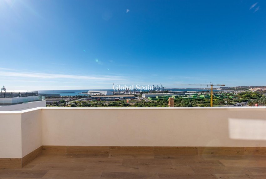 Nowo zbudowane - PENTHOUSE -
ALICANTE - BENALÚA