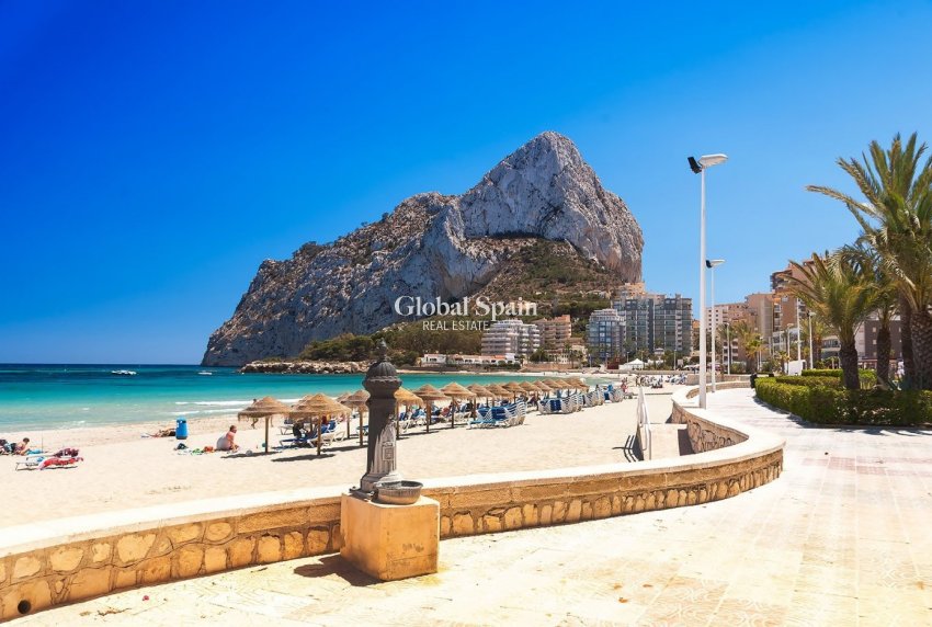 Nowo zbudowane - PENTHOUSE -
CALPE - 