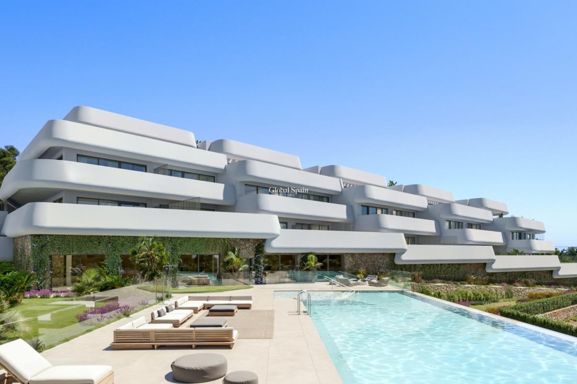 Nowo zbudowane - PENTHOUSE -
CASARES - 