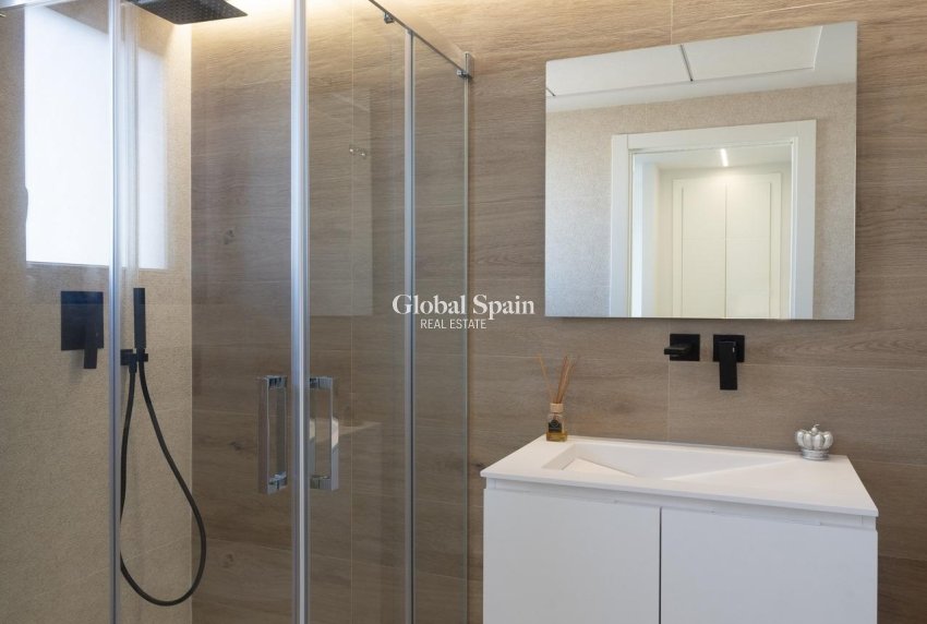 Nowo zbudowane - PENTHOUSE -
DENIA - 