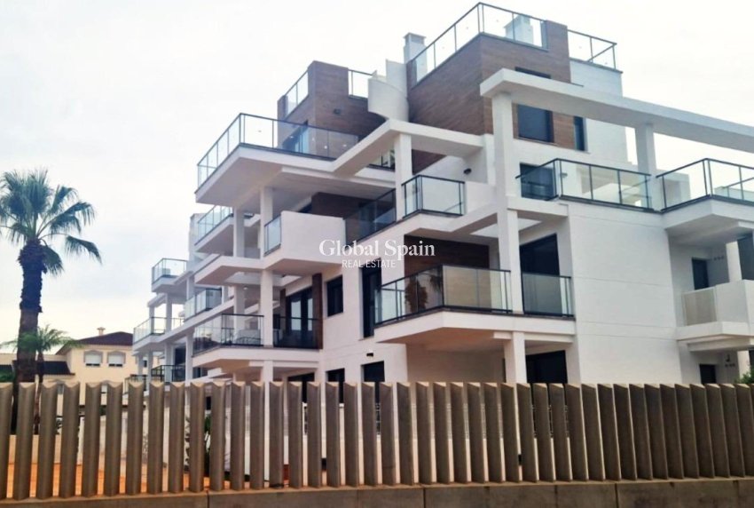 Nowo zbudowane - PENTHOUSE -
DENIA - 