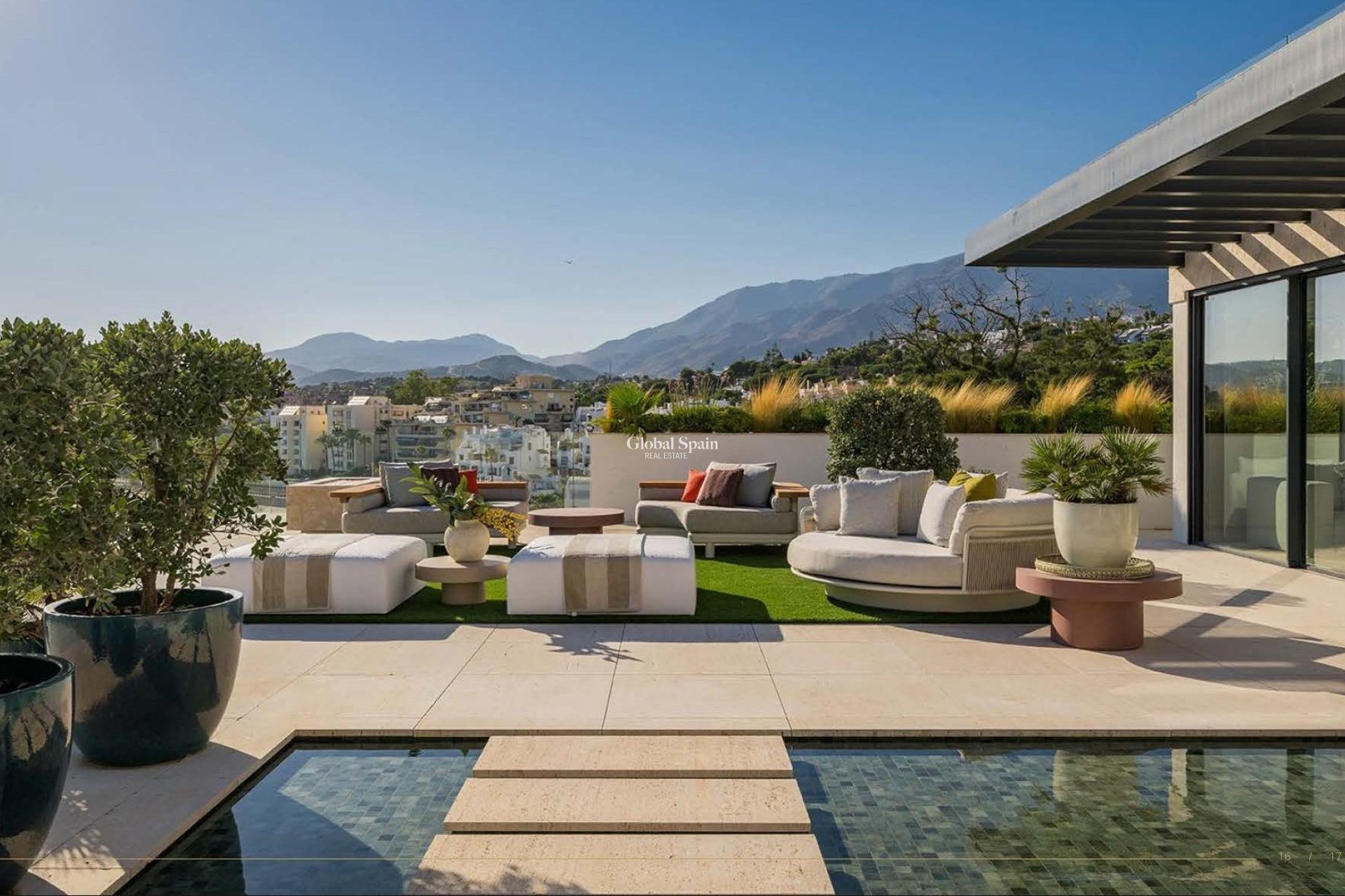 Nowo zbudowane - PENTHOUSE -
ESTEPONA - Playa del Cristo