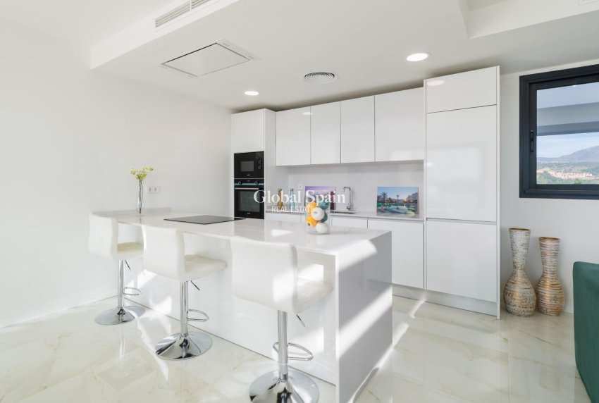 Nowo zbudowane - PENTHOUSE -
ESTEPONA - 